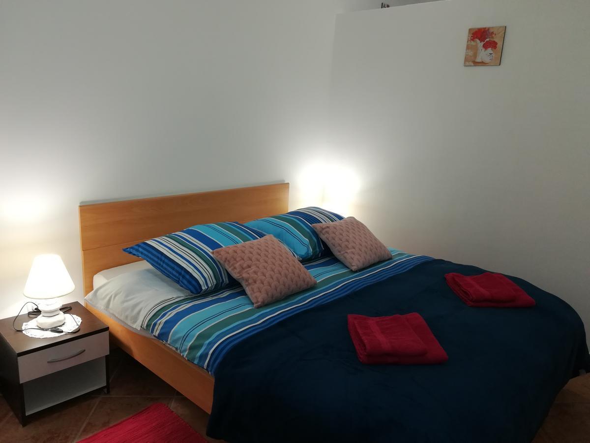 Apartment Mis Floura Rijeka Exterior photo